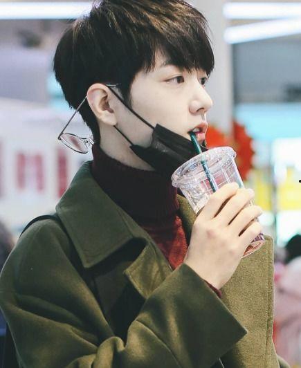 肖战娱乐圈吃瓜